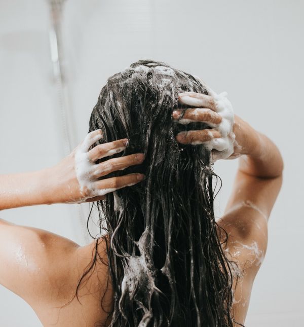 Pranje kose ne mora biti proces s 10 korana