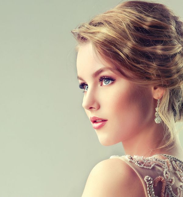 Lijep make-up na dan vjenčanja imperativ je za svaku mladenku