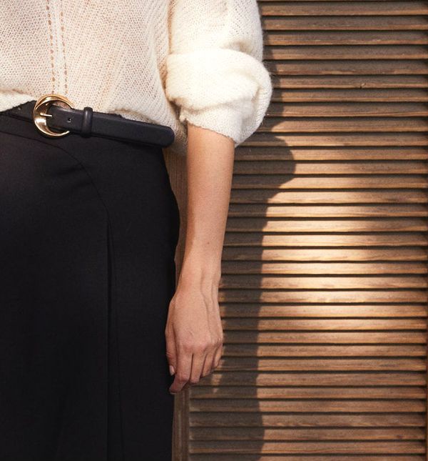 Crna suknja iz Manga