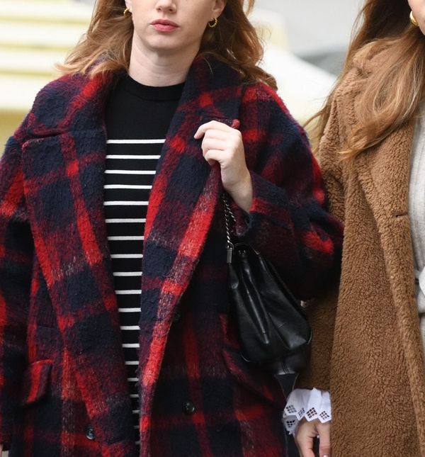 Pletene haljine hit su svake zime na zagrebačkim ulicama