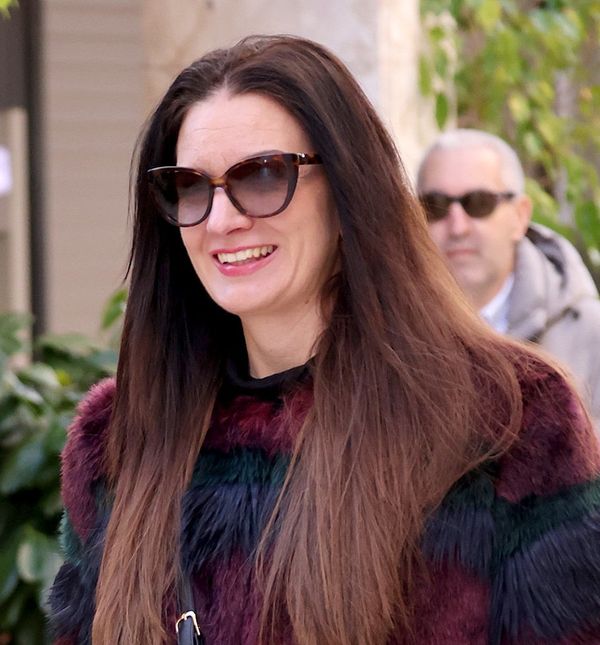 Zadarska street stylerica nosi čupavu bundicu