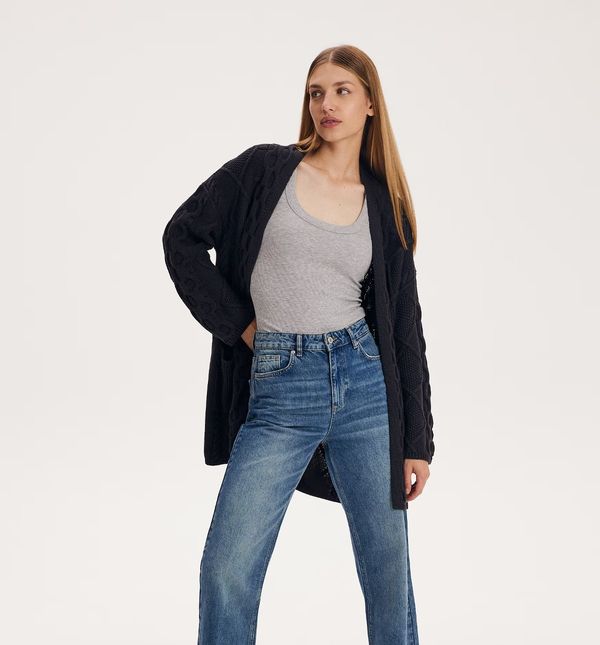 Reserved, snižen s 32,99 na 22,99 eura