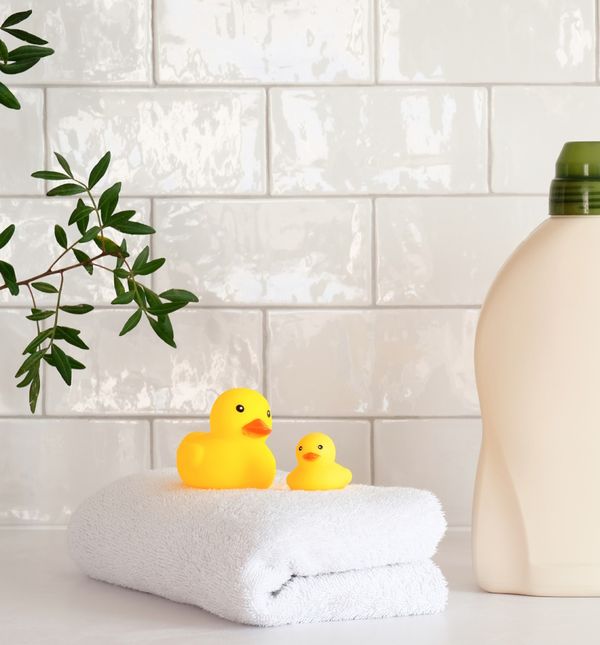 Dodavanje octa u odjeljak za omekšivač omekšat će odjeću baš kao i omekšivač