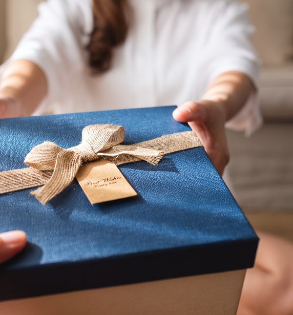 Beauty pokloni za dame koje želite razmaziti ovih blagdana