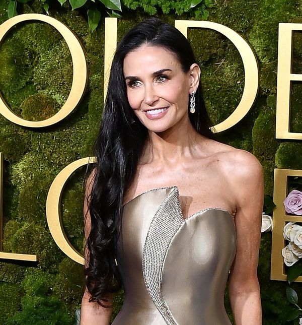 Demi Moore u haljini Armani Prive na 82. dodjeli nagrade Zlatni globus