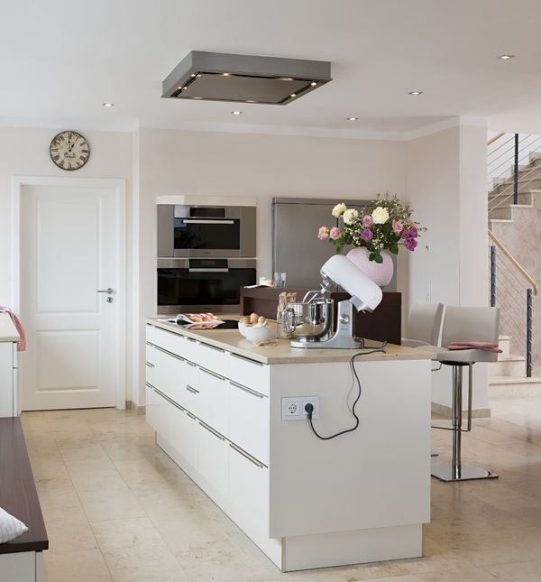 Kuhinje s kaminom imaju poseban šarm i toplinu