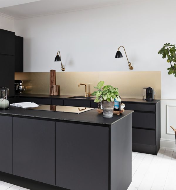 Crna boja u uređenju kuhinje - 4