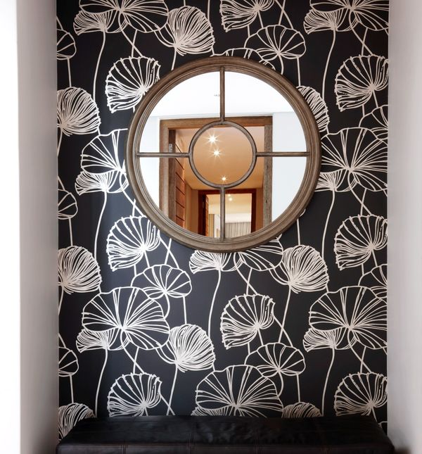 Crna boja u uređenju predsoblja - 4