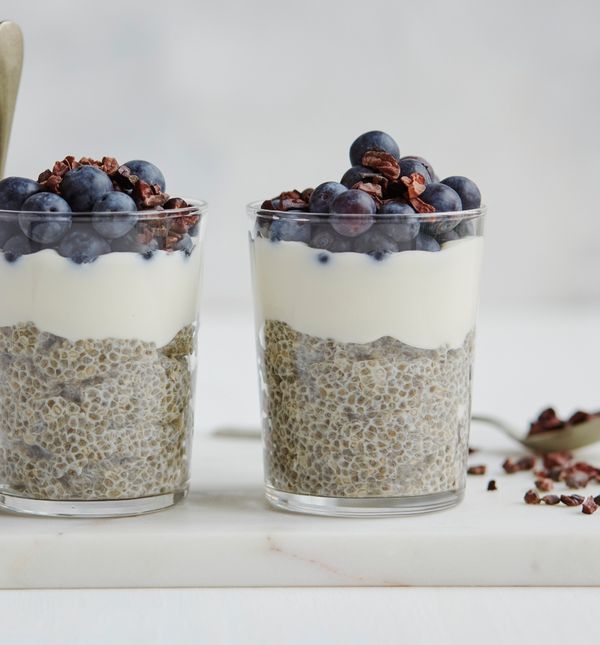 Chia puding s jogurtom bez laktoze i borovnicama
