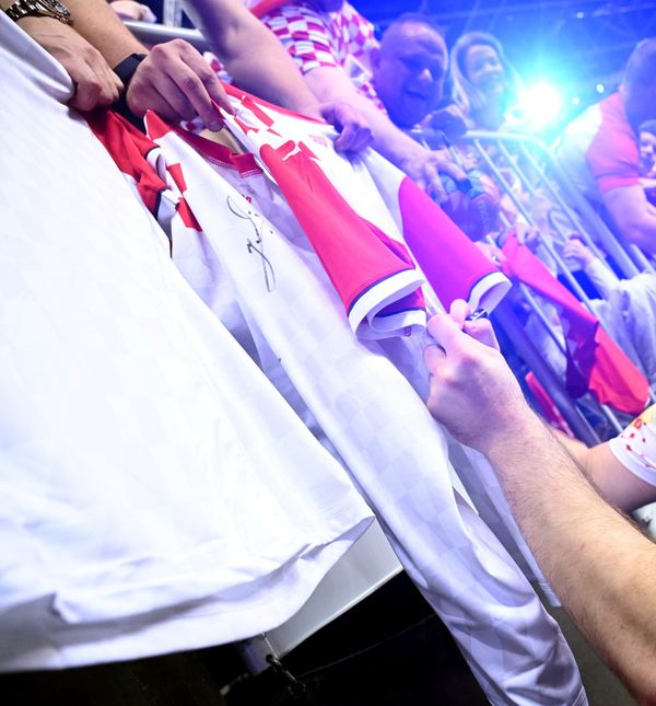 Rukometaš Marin Šipić na povijesnoj utakmici protiv Mađarske