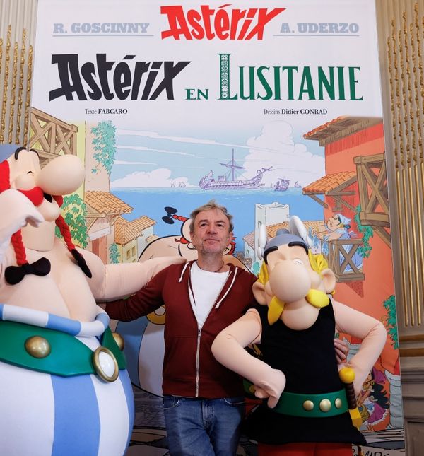 Autor Fabrice Caro s Asterixom i Obelixom