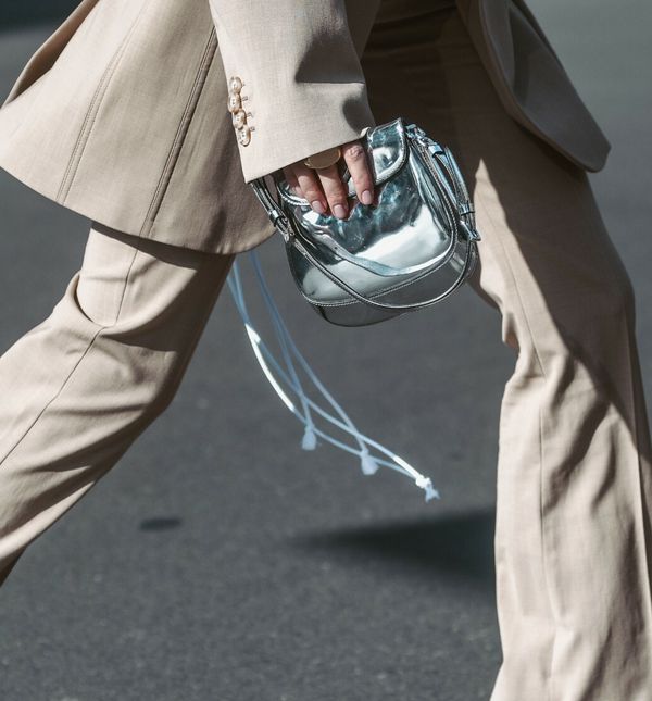 U ormaru se isplati imati elegantne hlače