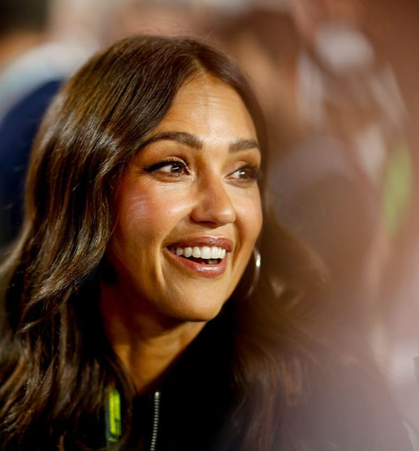 Jessica Alba izvrsno nosi ležerne modne kombinacije