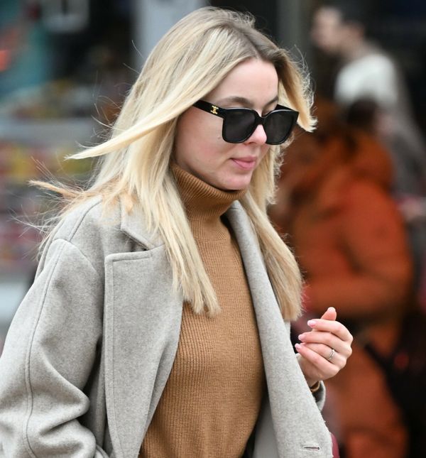 Plavokosa dama sa zagrebačke špice privukla je poglede svojom kombinacijom