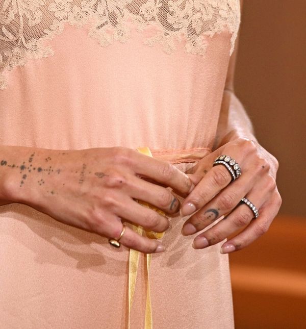 Manikura Zoe Kravitz na dodjeli Zlatnih globusa