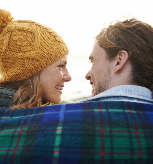 Kada prestanemo juriti za idealom, u odnose se vraćaju mir, lakoća i spontanost