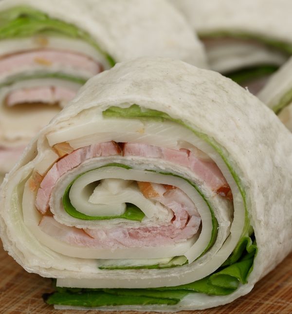 Rolice od šunke i sira