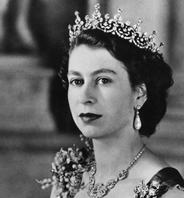 Kraljica Elizabeta II