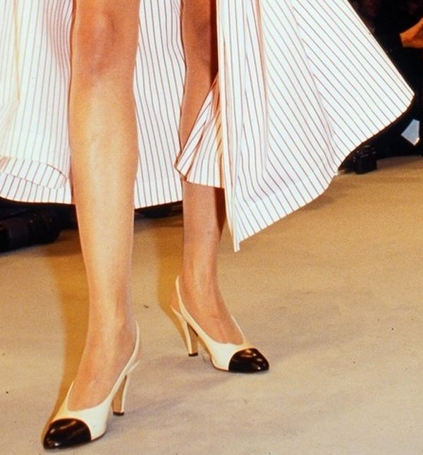 Linda Evangelista u dvobojnim salonkama