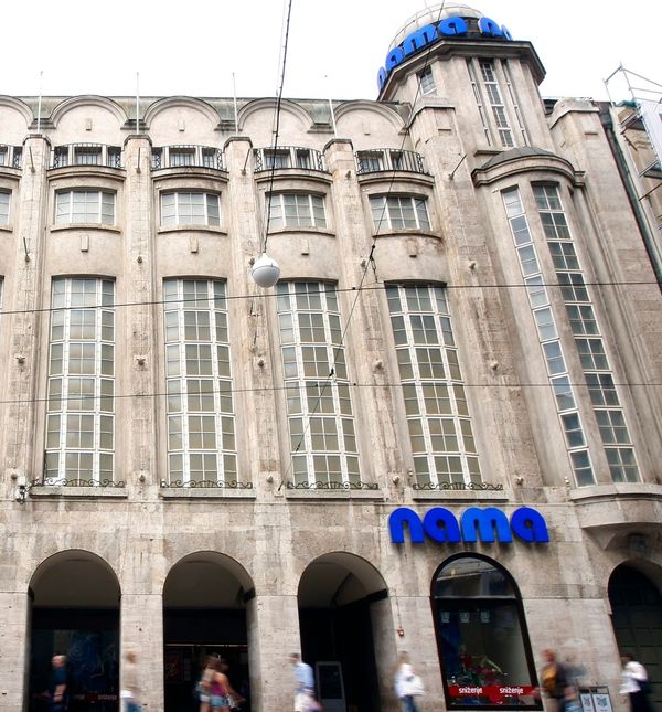 Nama nikad nije bila samo zgrada ili trgovina