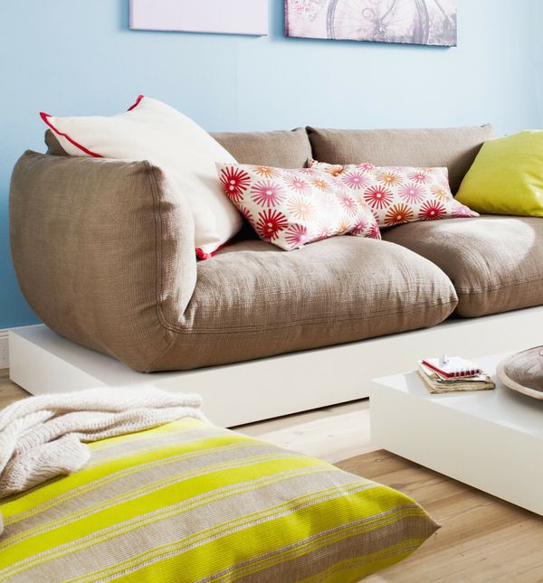 2016. sve se češće spominje na društvenim mrežama kao simbol bezbrižnijeg, toplijeg i vizualno bogatijeg vremena