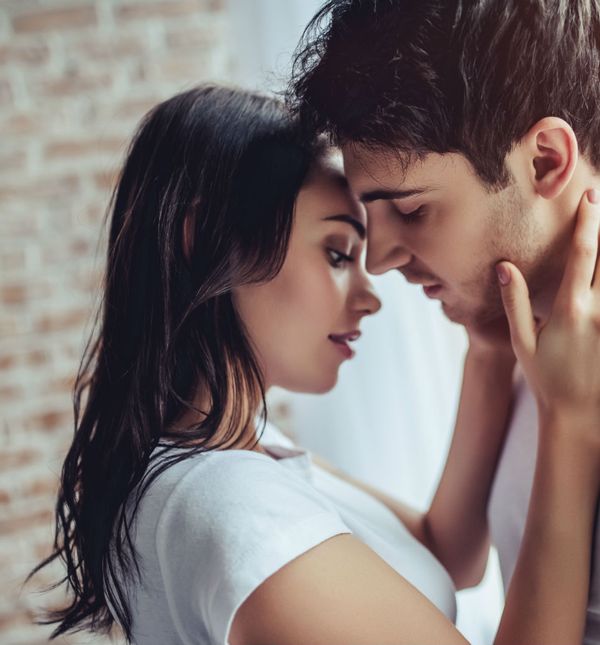 Miris i glas muškarca utječu na njegovu atraktivnost