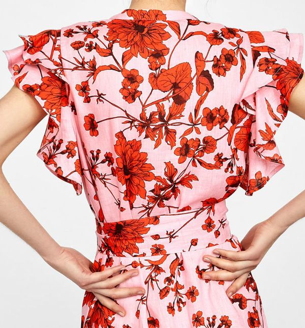 Tunika-haljina iz Zare vizualno stanjuje struk