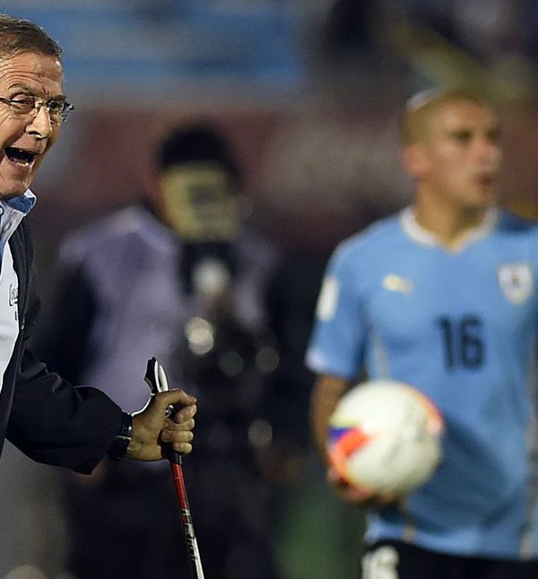 Oscar Washington Tabarez uspješno vodi nogometnu reprezentaciju Urugvaja
