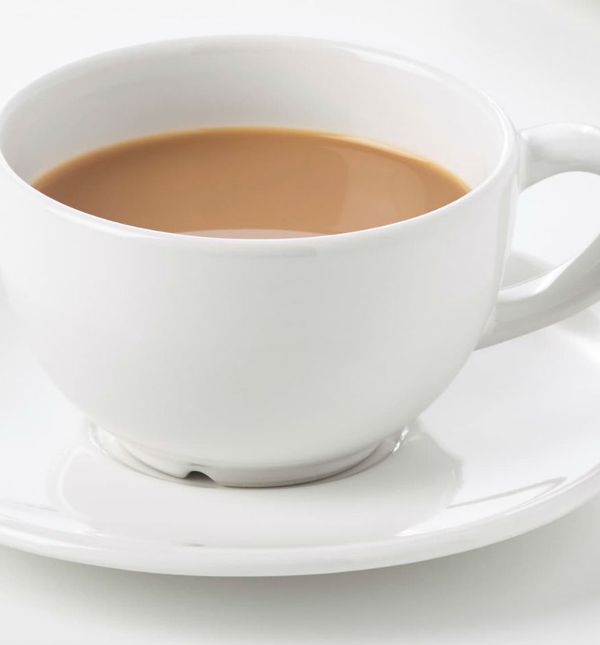 Verdagen šalica s tanjurićem prodaje se u IKEA-i po cijeni od 14,90 kn