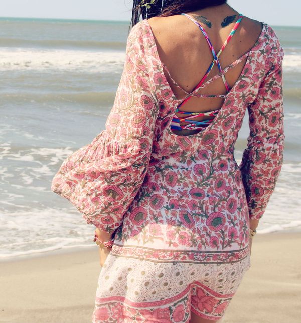 Lagana i udobna tunika uvijek je dobar izbor za plažu