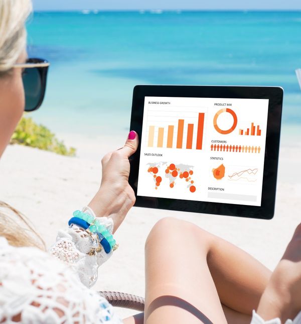 Veliki je broj internetskih platformi koje besplatno nude brojne kratke i zanimljive lekcije