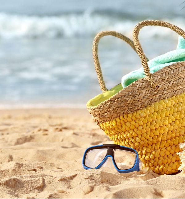 Izaberite torbu za plažu koju ćete moći nositi nekoliko sezona