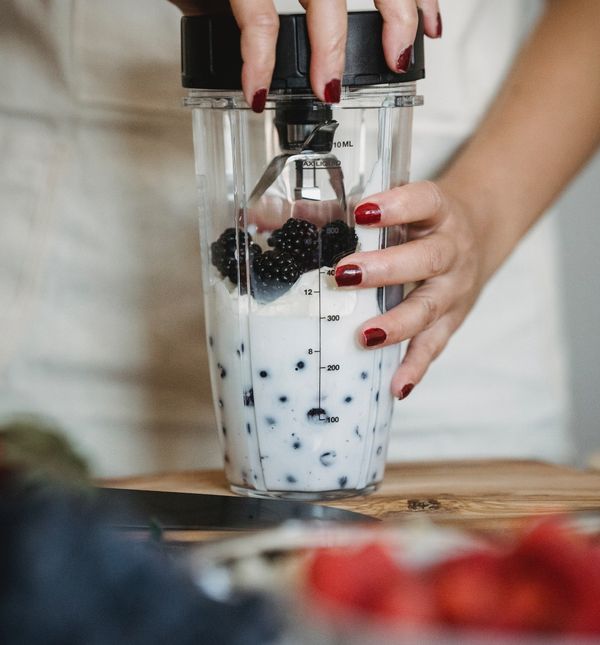 U blenderu možete spravljati i ukusne domaće kreme i sladolede