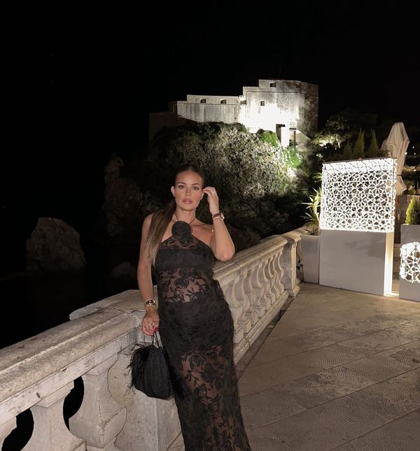 Adriana Ćaleta-Car u prozirnoj haljini