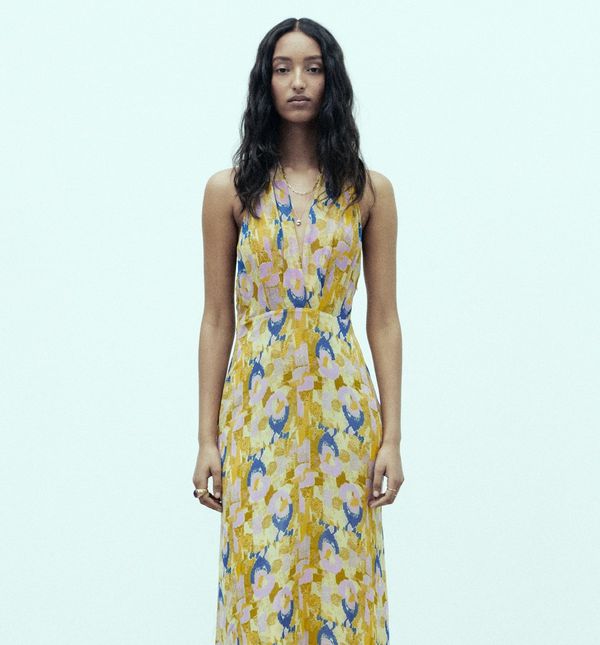 Haljina s uzorkom i kamenčićima iz Zare