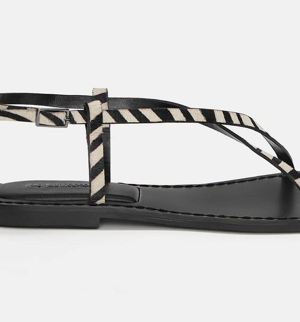 Pull&Bear, snižene s 25,99 na 19,99 eura