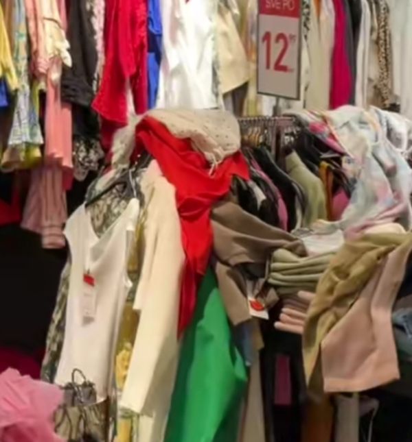 U trgovinama za vrijeme sniženja nerijetko vlada kaos