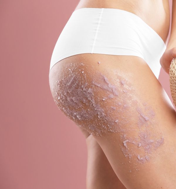 Kombinacija lavande i limuna idealna je za izradu domaćih pilinga, maski za lice ili mirisnih kupki