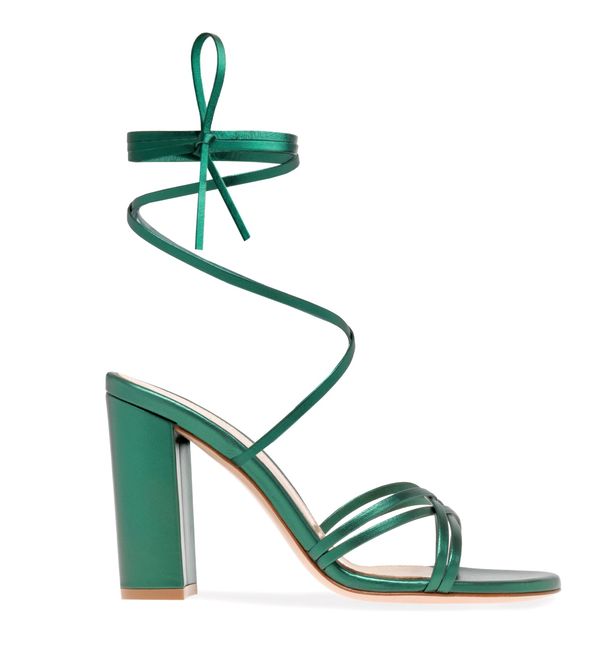 Gianvito Rossi Entada sa 750 na 450 eura