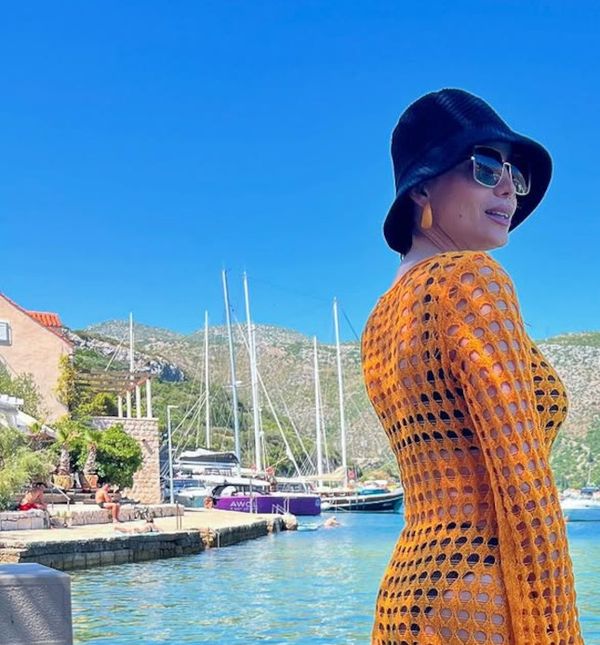 Lejla Filipović na plaži u Zatonu