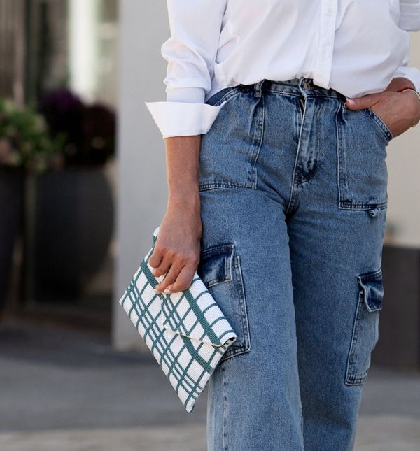 Traperice su i dalje osnovni komad u ormaru, ali ove sezone jasno poručuju da udobno ne znači dosadno