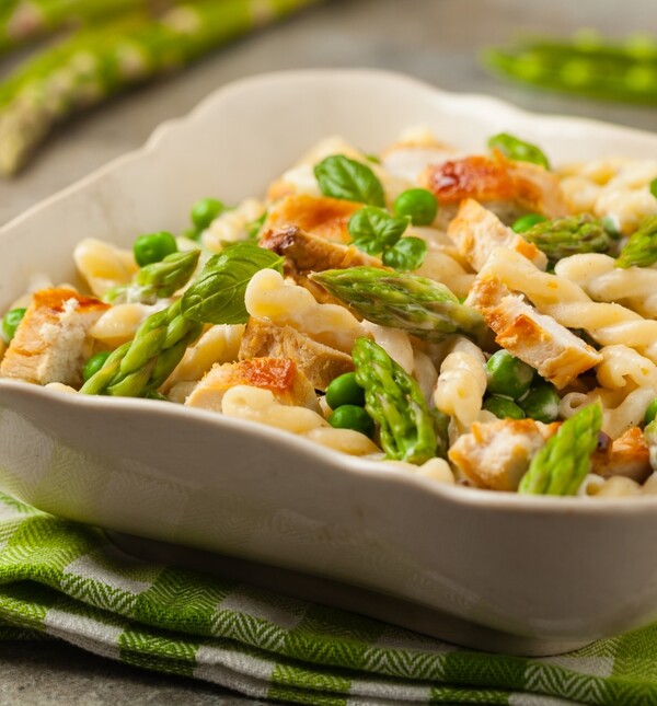Salata s piletinom