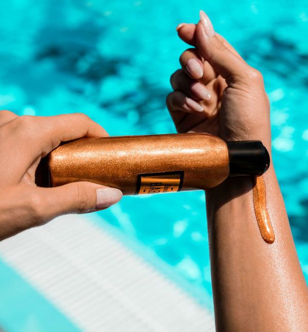 Ulje 'Beach Babe' nanosi se na kožu prije ili nakon izlaganja suncu