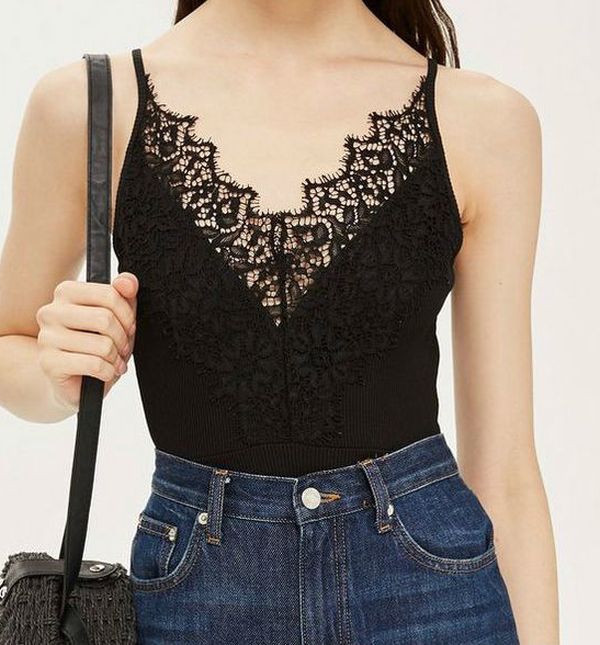 Ljetni bodiji odlično se kombiniraju sa suknjama