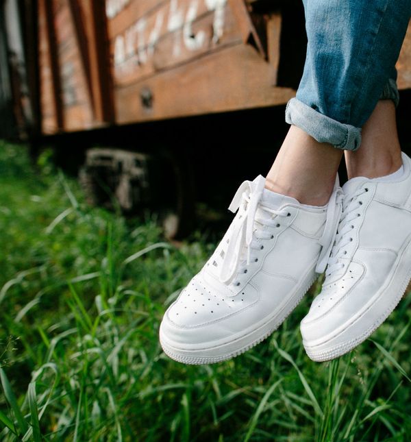 Jednostavne tenisice dobro dođu svakom ormariću s cipelama