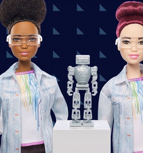 STEM Barbie predstavlja četiri ljudske rase kako bi se u njoj našlo što više djevojčica
