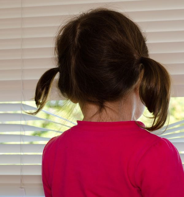 Vrijeme djetinjstva smatra se nevinim i sretnim, no za određen broj djece to nije tako