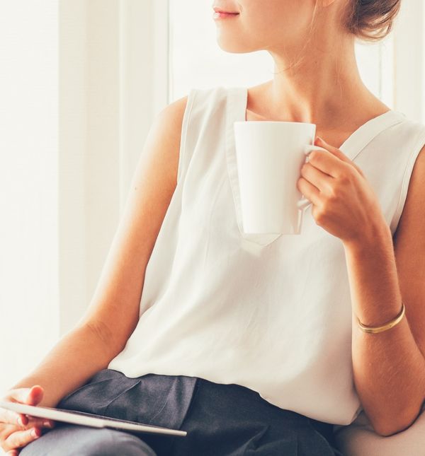 Bijele bluze mnogima su omiljeni komad u ljetnim mjesecima