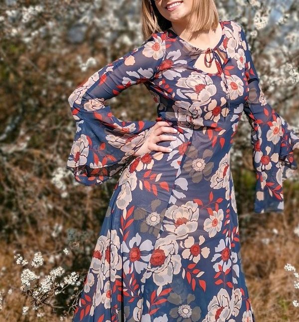 Domaći brend Manaro design ima kolekciju haljina i ženskih odijela