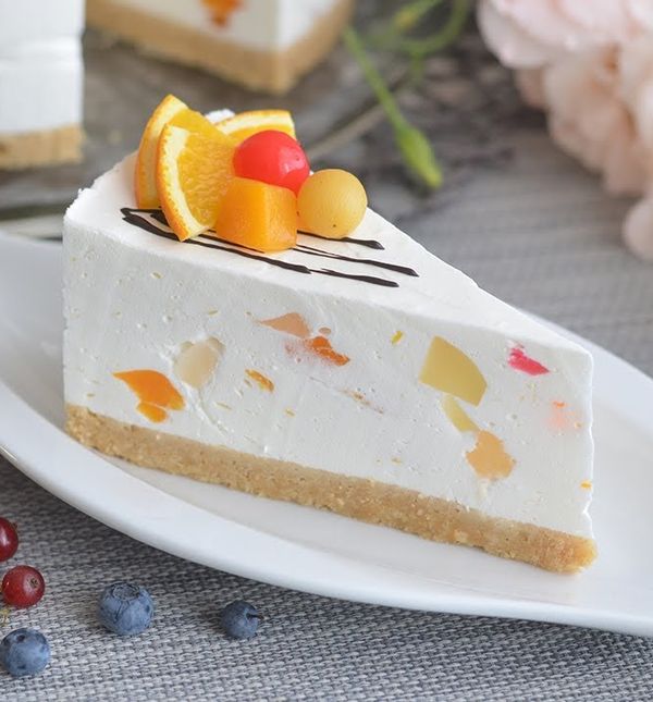 Jogurtica s miješanim voćem